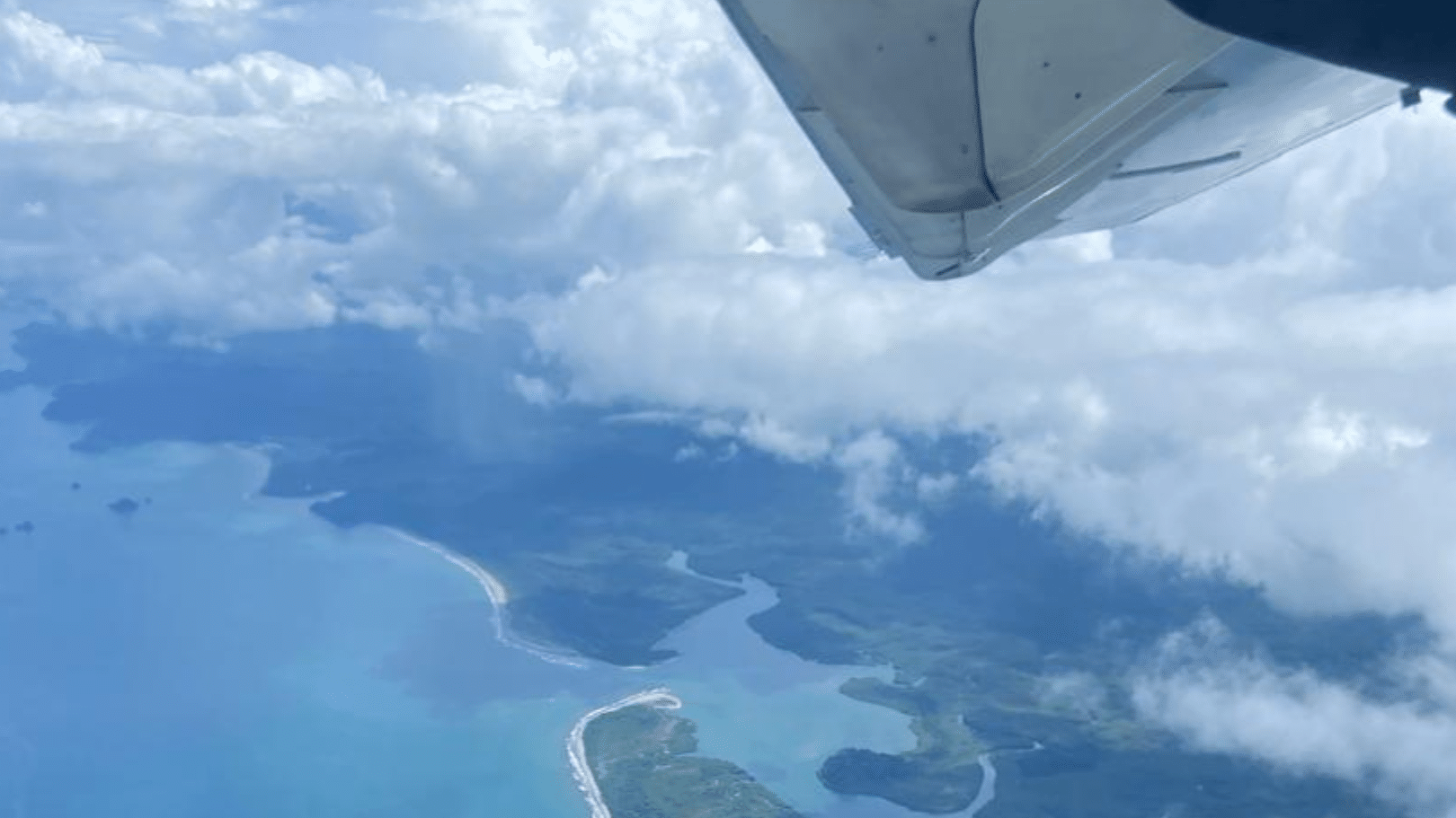 Vista desde el avión de la llegada a Nuquí